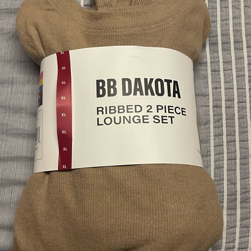 New! Soft, Comfy Fitted Womens Pajamas